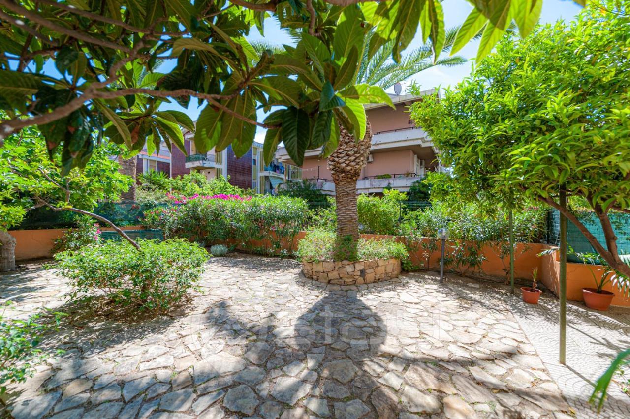 House Marcella Apartment Cagliari Bagian luar foto