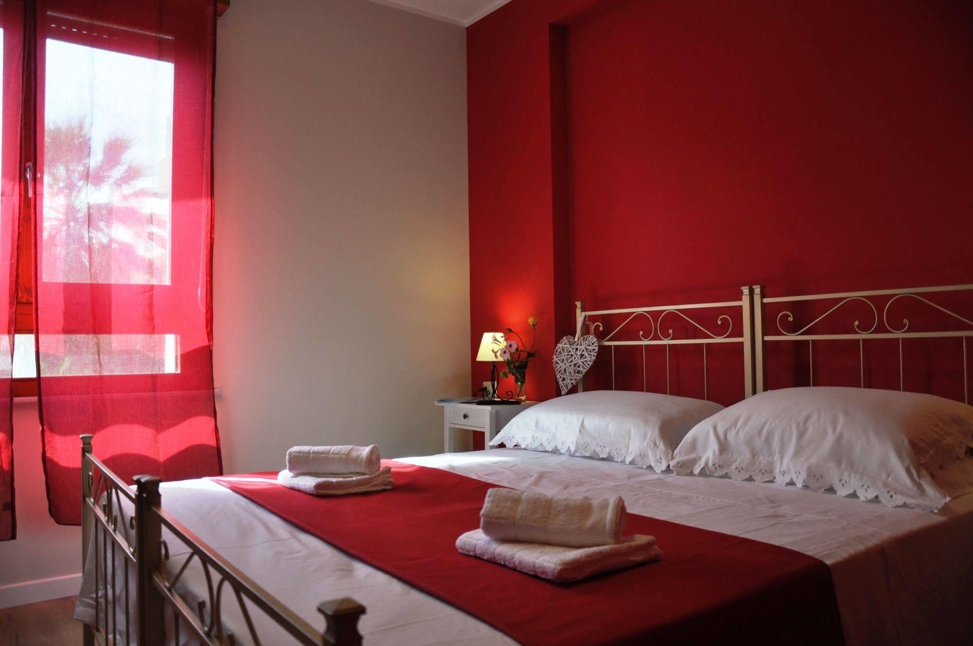 House Marcella Apartment Cagliari Bagian luar foto